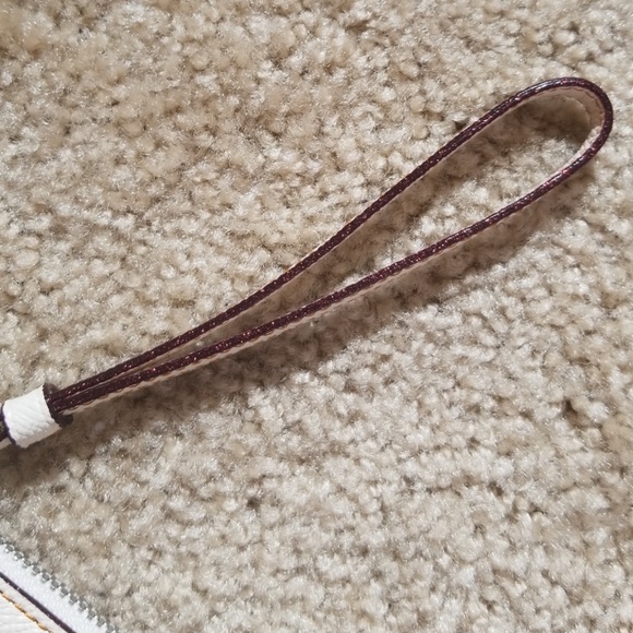 Coach disney mickey mouse leather wristlet - Picture 4 of 4